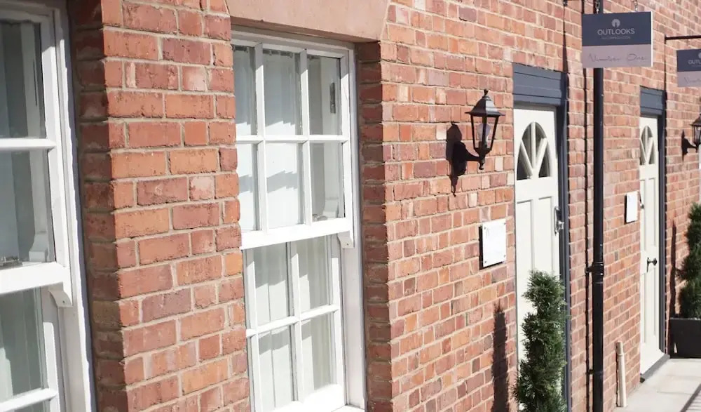 The Gathering Chester 1 – Sleeps 14 – Very Close to City Centre & Racecourse & Within Walls