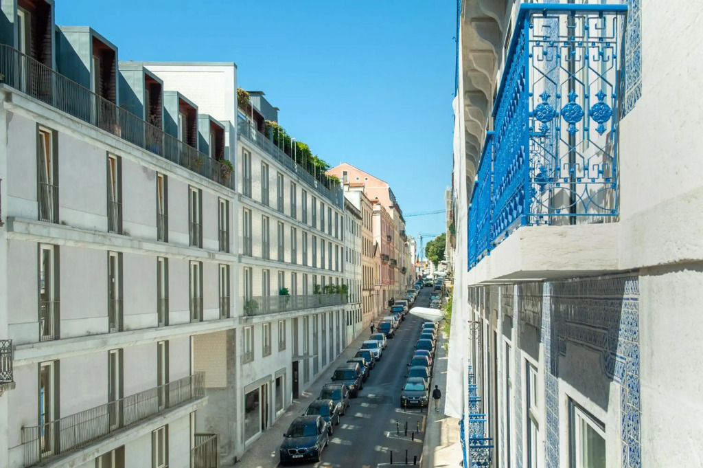 Lisbon Cheese & Wine Suites