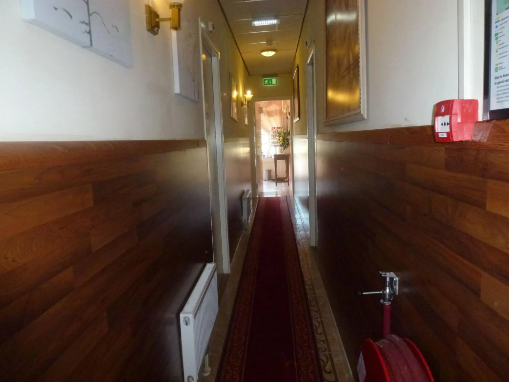 Hotel Isis