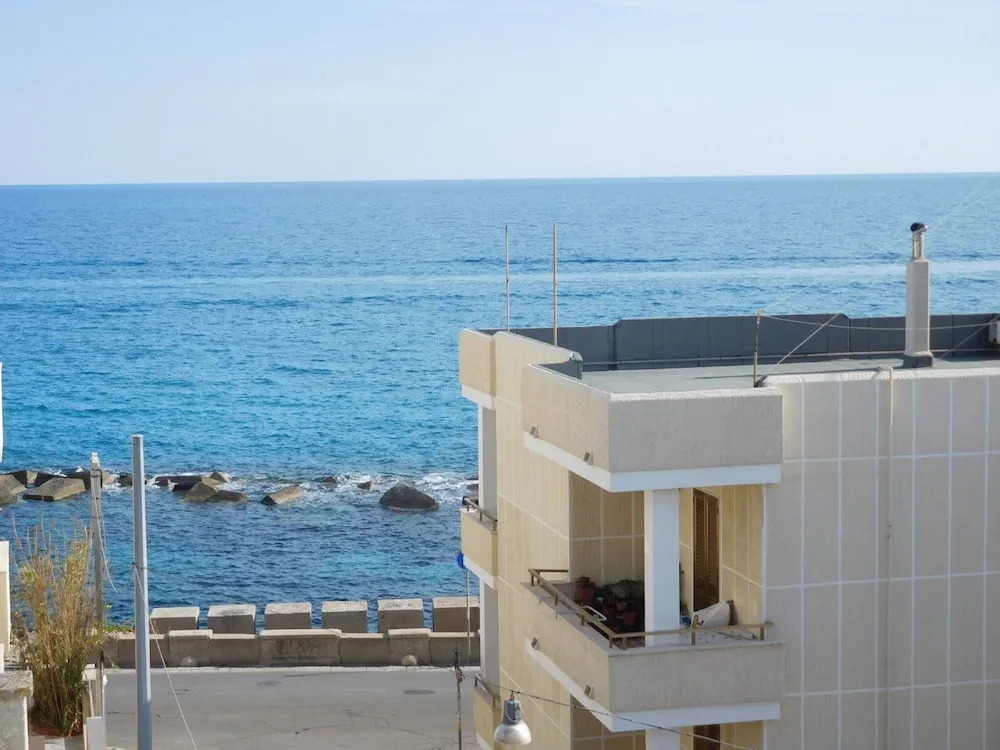 Cala Scirocco