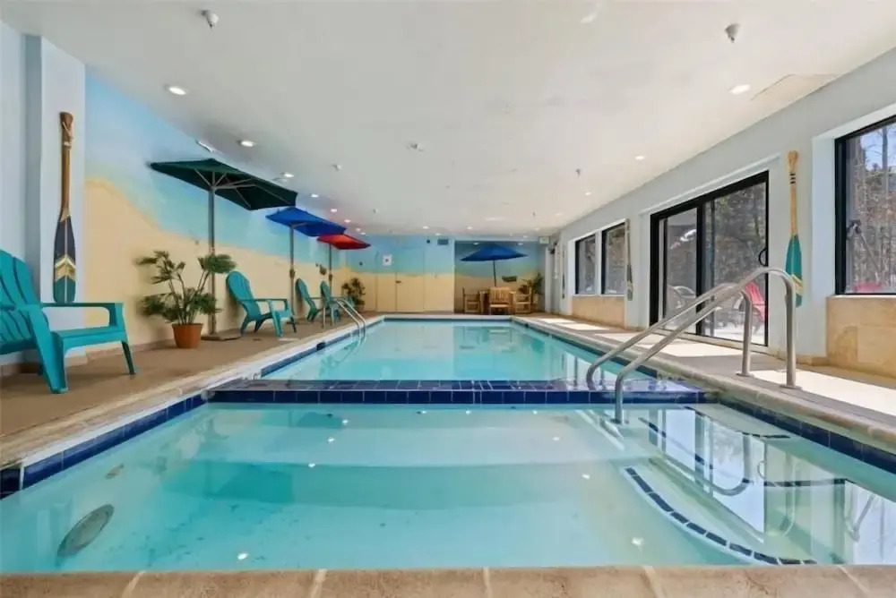2 Bedroom Gateway Lodge Condo Near Mountain House