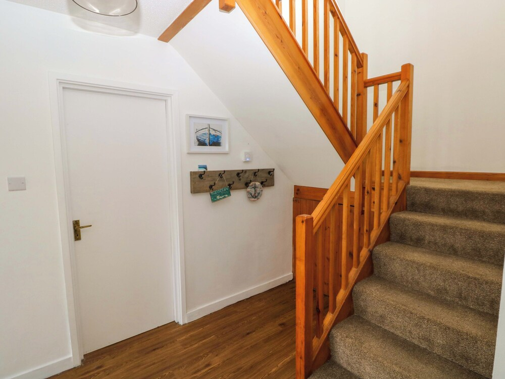 15 Lawnswood