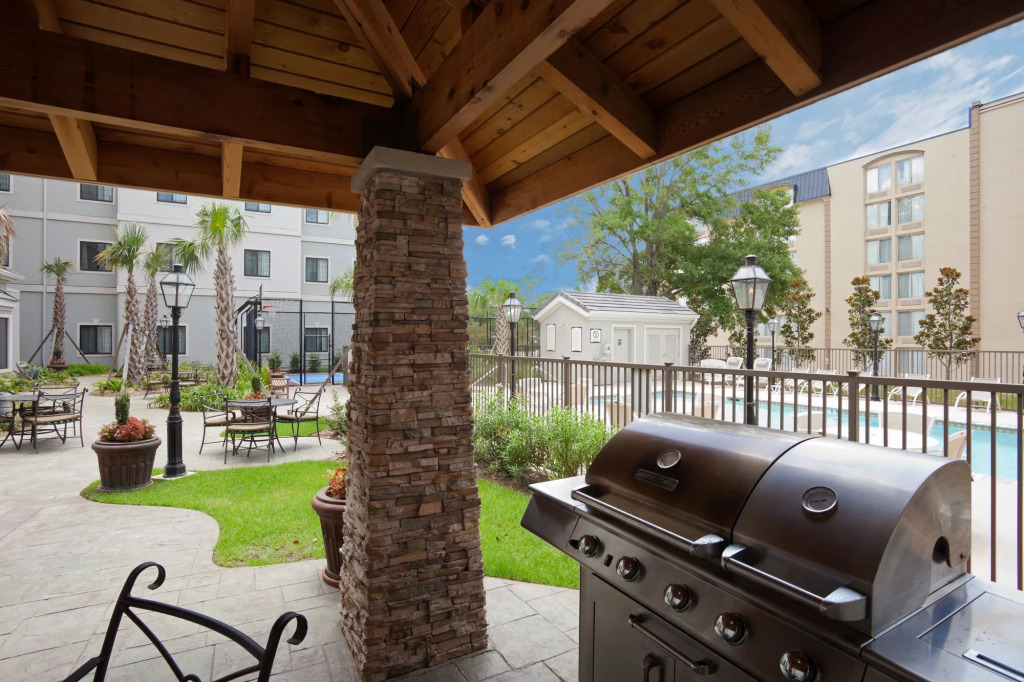 Staybridge Suites Lafayette by IHG