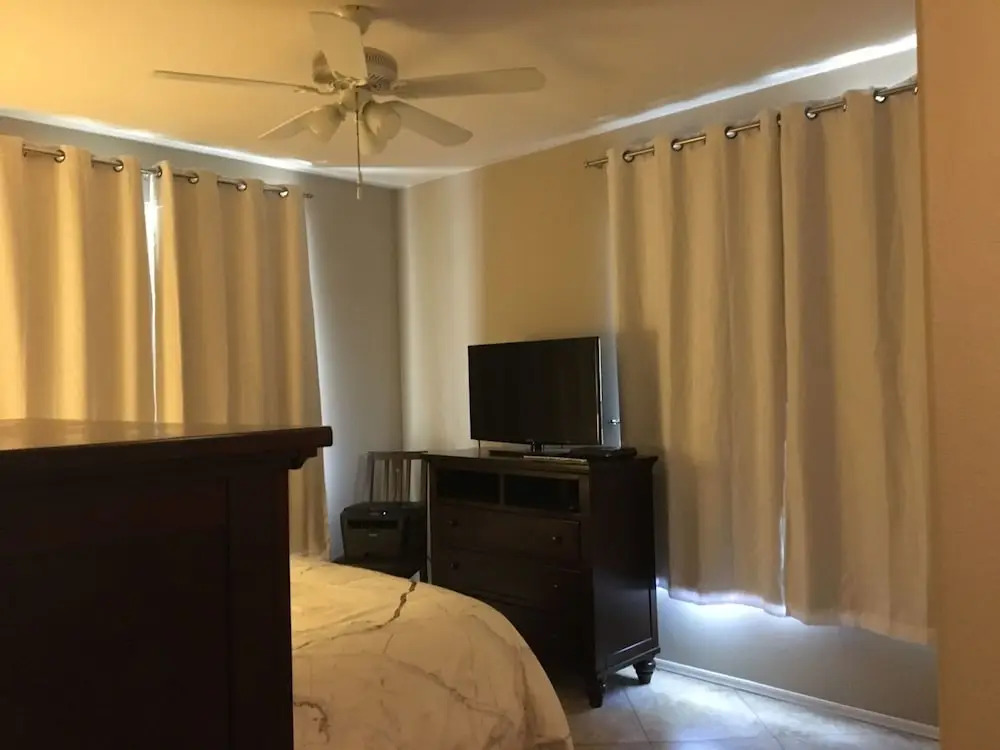 Wonderland 2 BR by Casago