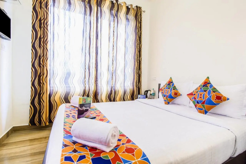 Fabexpress Grand Castle Hill Resorts