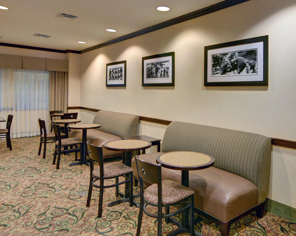 Motel 6 Fort Worth, TX – I-35 & I-20