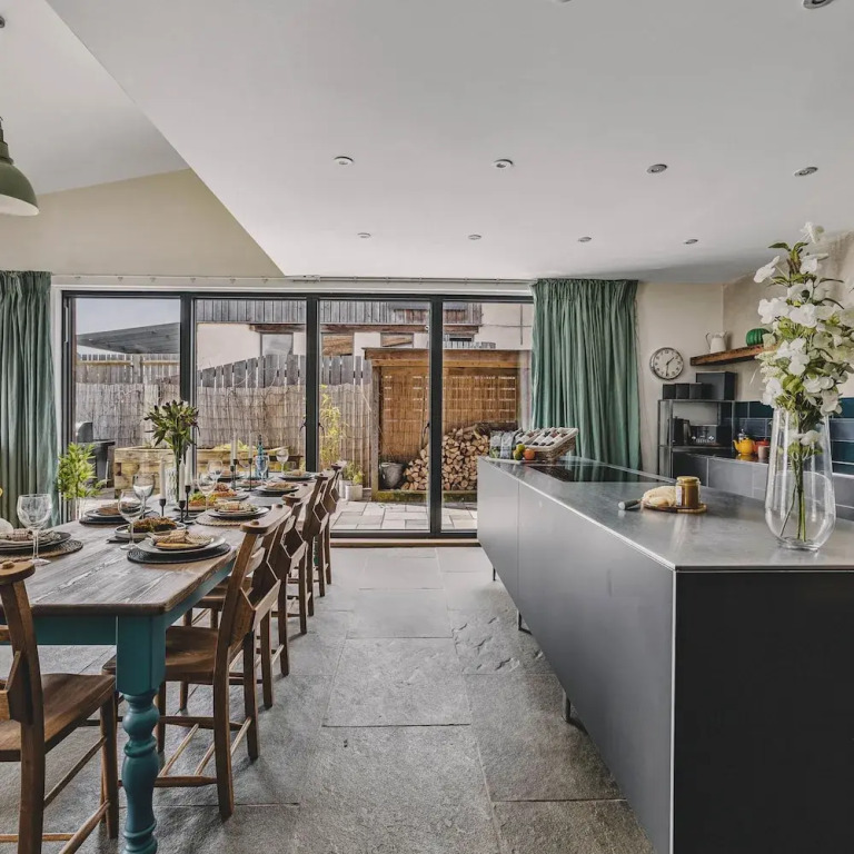 Heron House - Luxury Grand Designs Eco-home