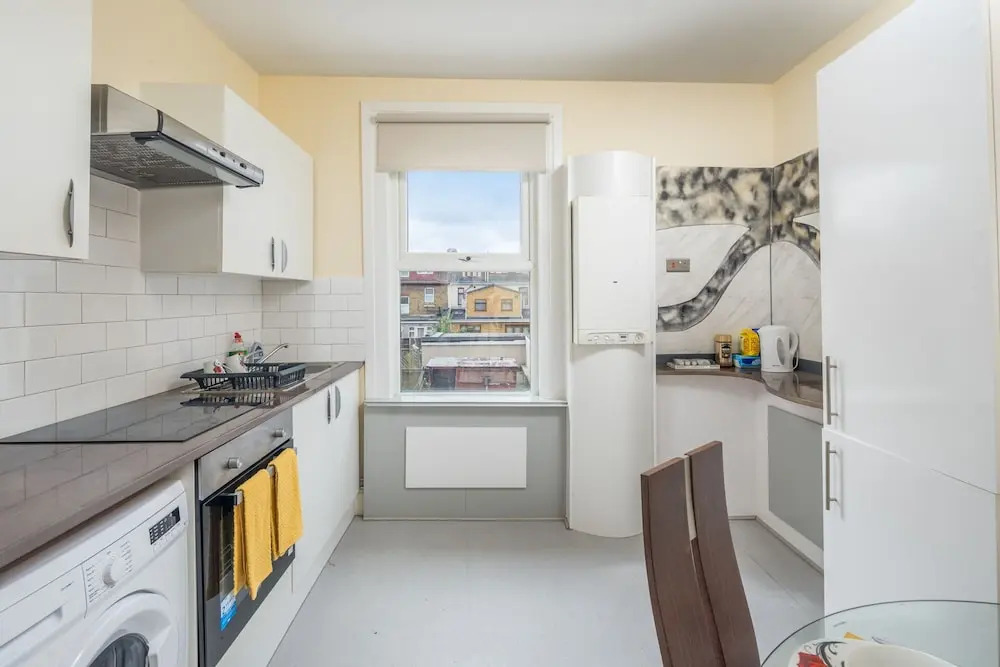 Aberdour 2 Bedroom serviced apartment