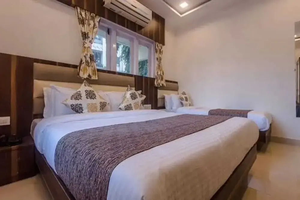 Hotel Golden Palms