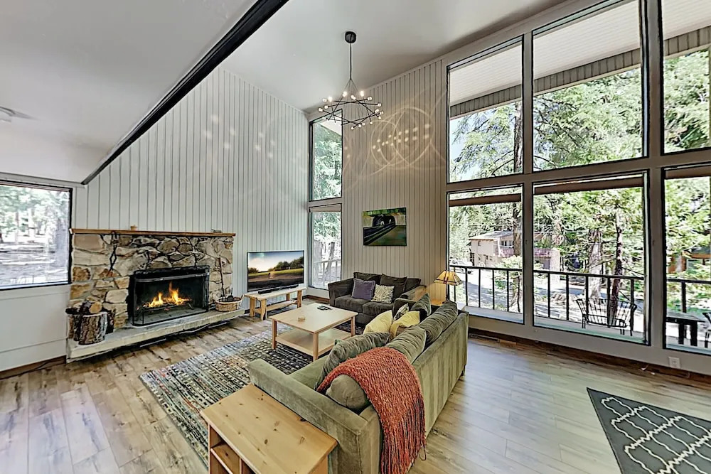 930 Tahoe City - 3 Br Home