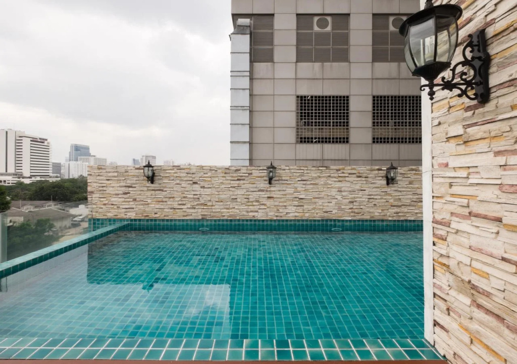 Rongratana Executive Residence Bangkok