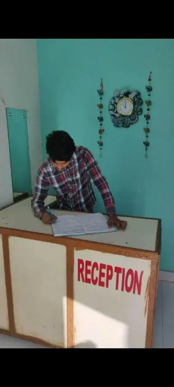OYO 70386 Panchhi Guest House