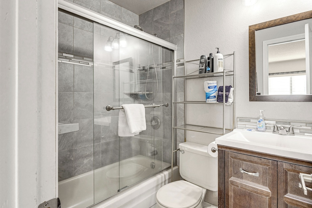 Shuttle to Winter Park Resort: Mtn-view Condo