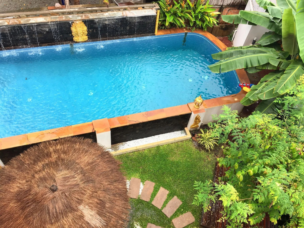 The Cashew Nut Guesthouse
