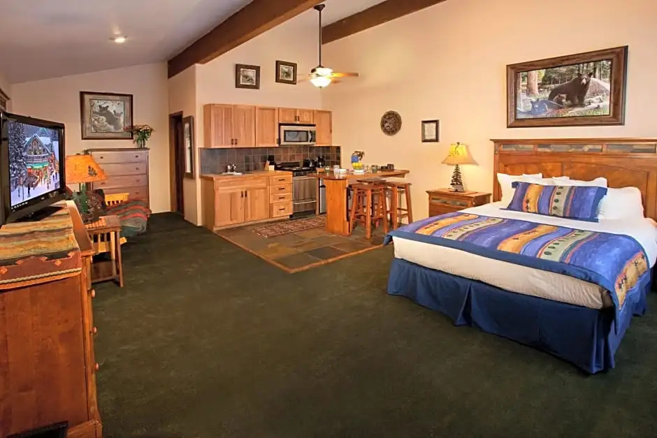 Cottams Lodge by Alpine Village Suites