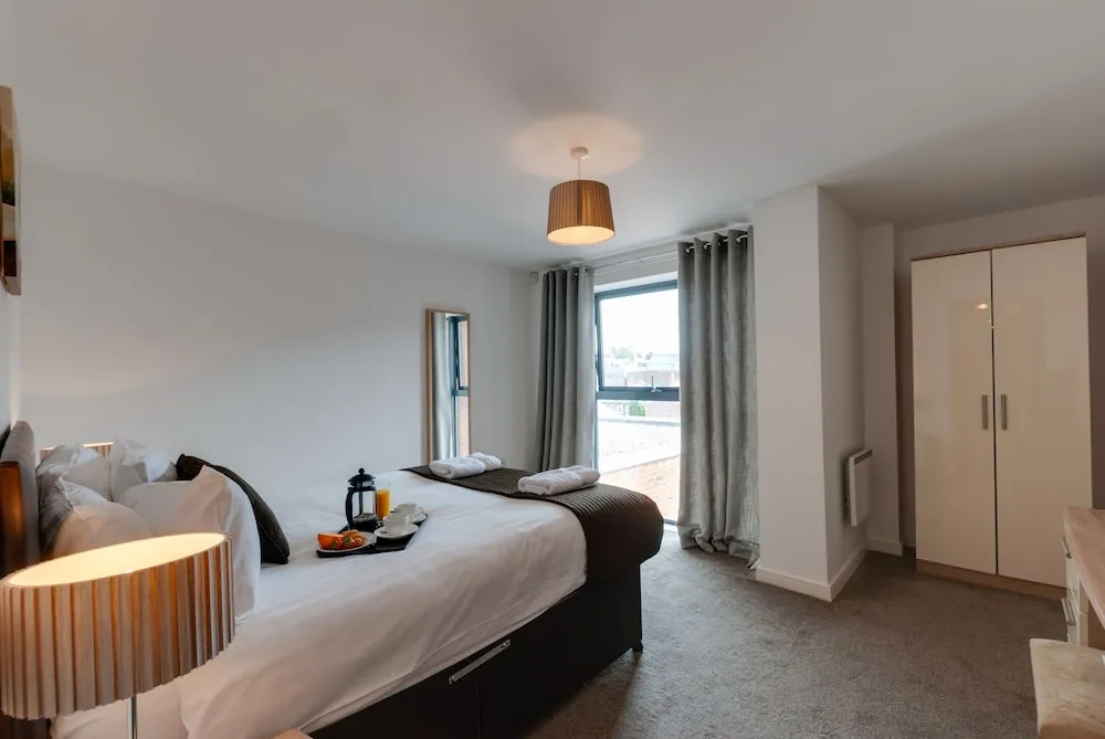 Base Serviced Apartments - Duke Street