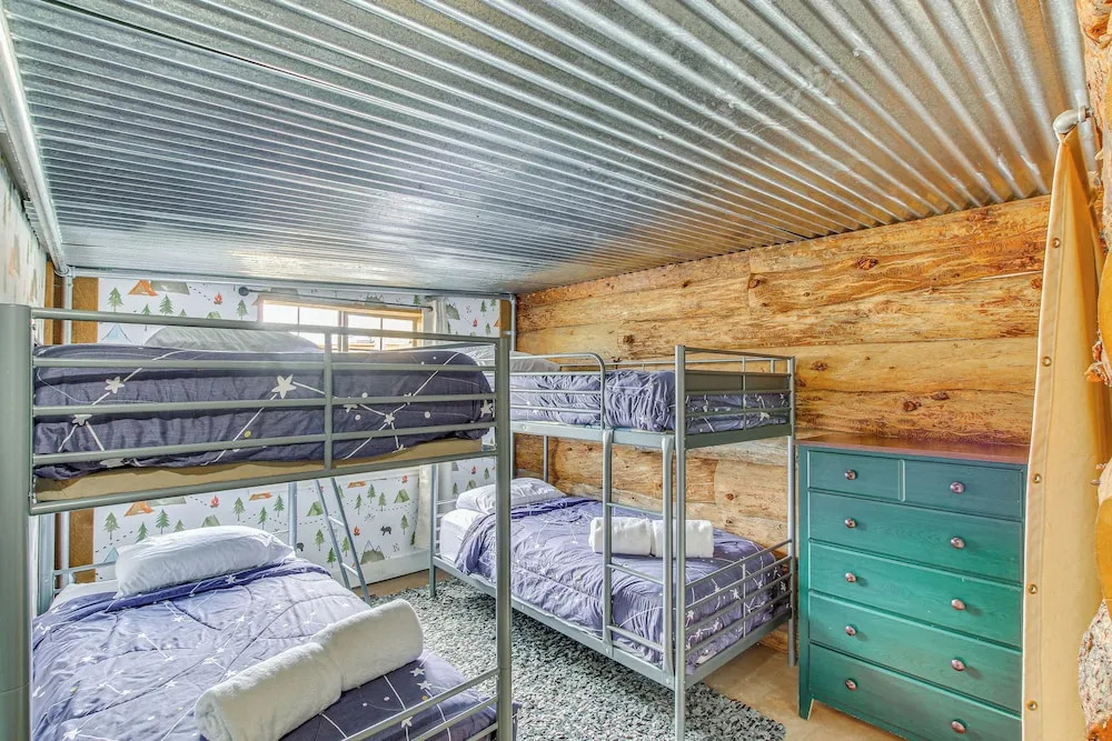 Massive Cabin w/ Game Room, 1 Mi to Bear Lake