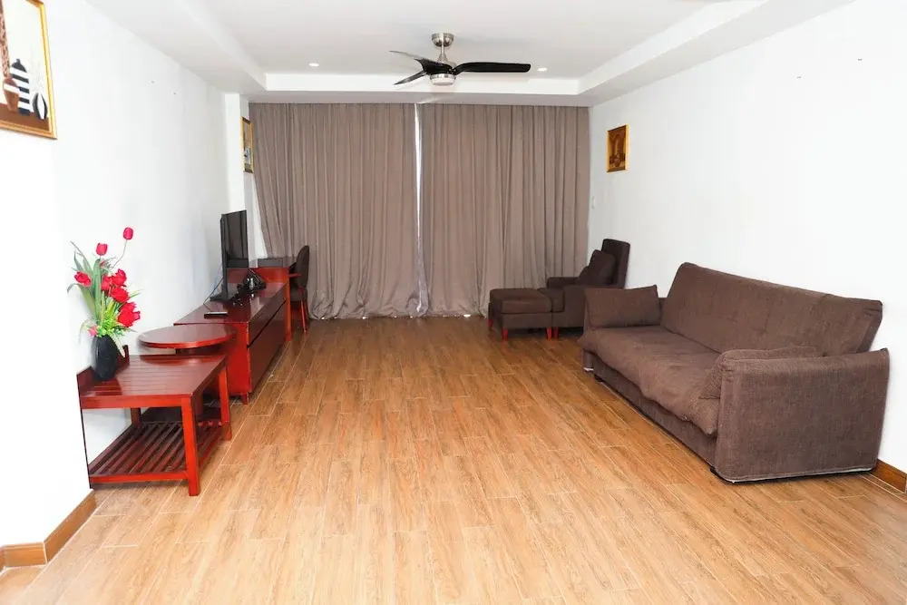 Kings Pavilion Suites Hotel