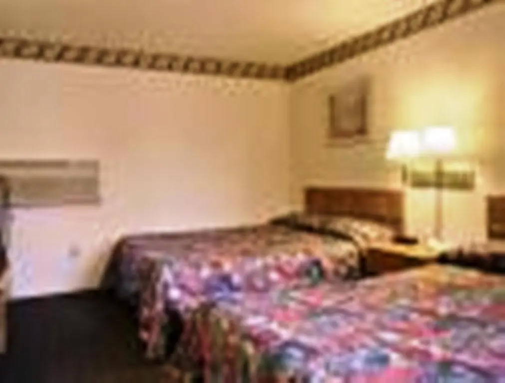 Studio 6 Suites Madera, CA Yosemite