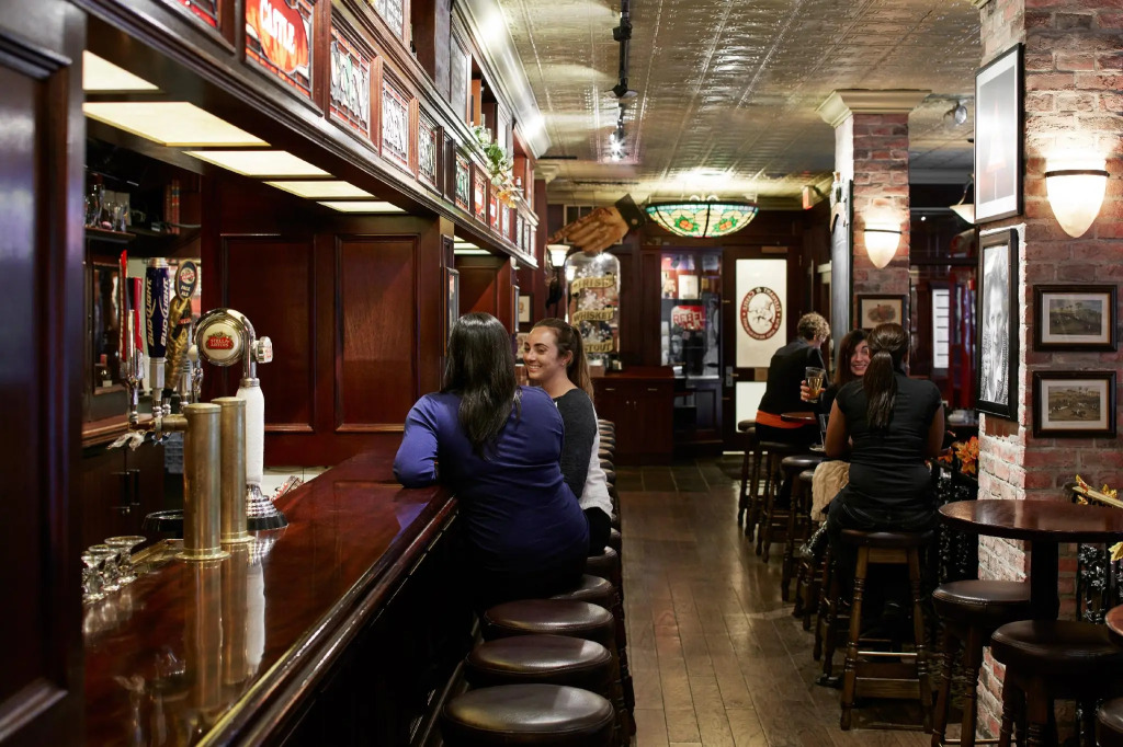 Club Quarters Hotel Faneuil Hall, Boston