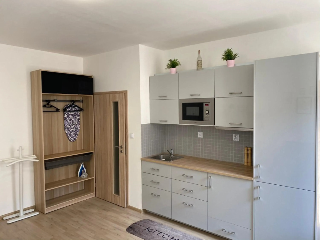 SATYS Apartments