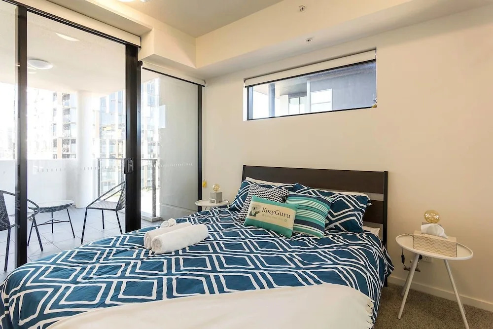 South Brisbane City View 2Bed Apt And Parking Qsb027 7