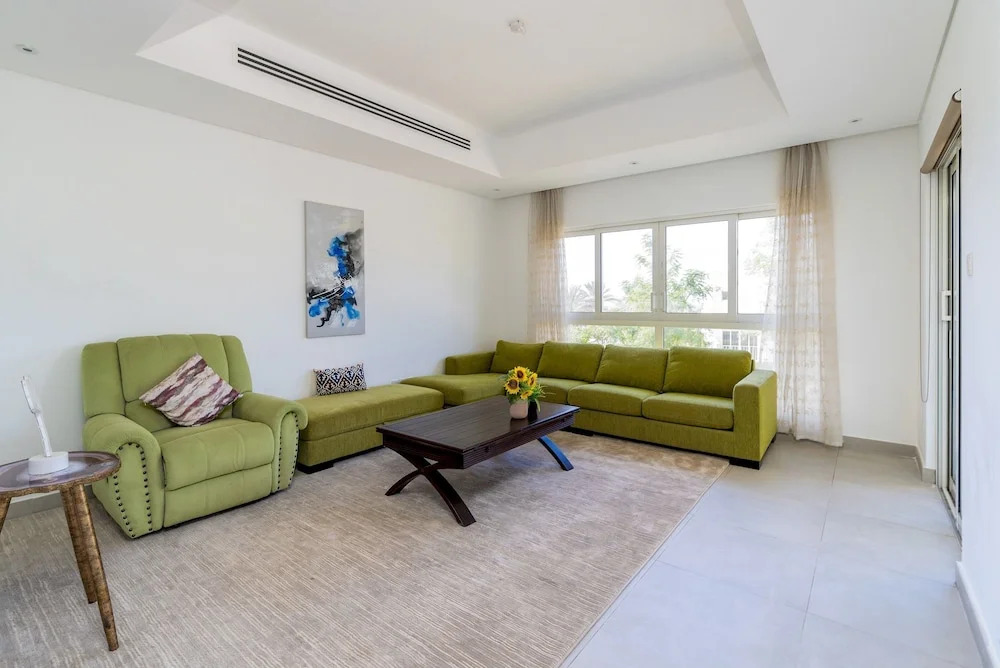 Luxury 5B Villa Private Garden in Ras Al Khaimah
