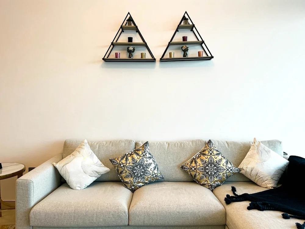 SuperHost - Peaceful 1BR Apt With Balcony in Front of the Sea