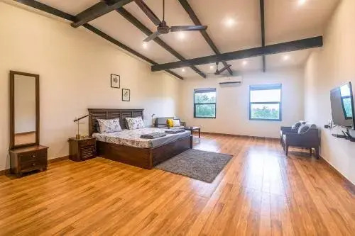 Jades Ambrosia by Vista Rooms
