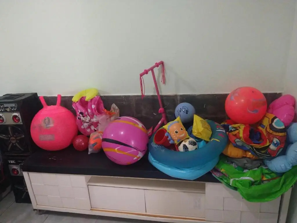 Casa 2 ou 3 Quartos Piscina Churrasqueira e Campo Futebol Gramado em Araruama Bairro Pontinha RJ