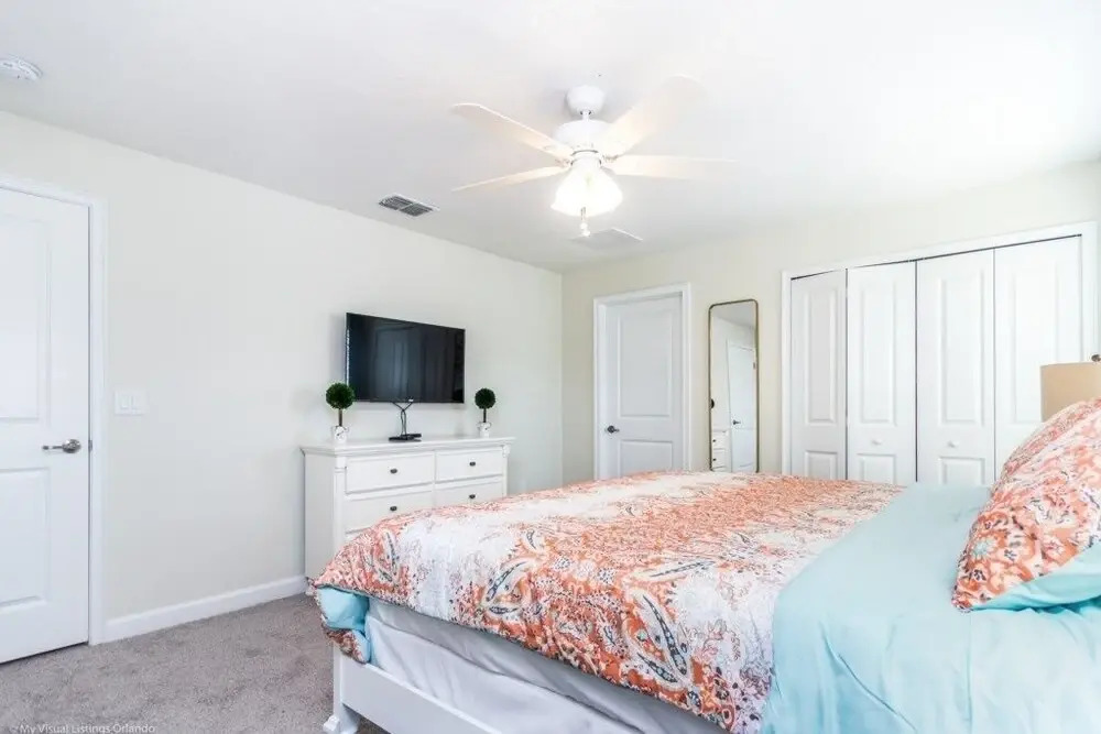 Amazing Story Lake Town Home Sleeps 10 4 Bedroom Townhouse by Redawning