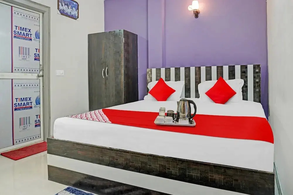 Royal Comfort Homestay Autostand Kankarbagh