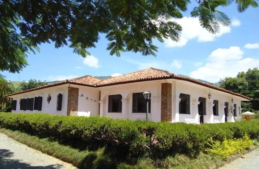 Hotel Clube dos 200
