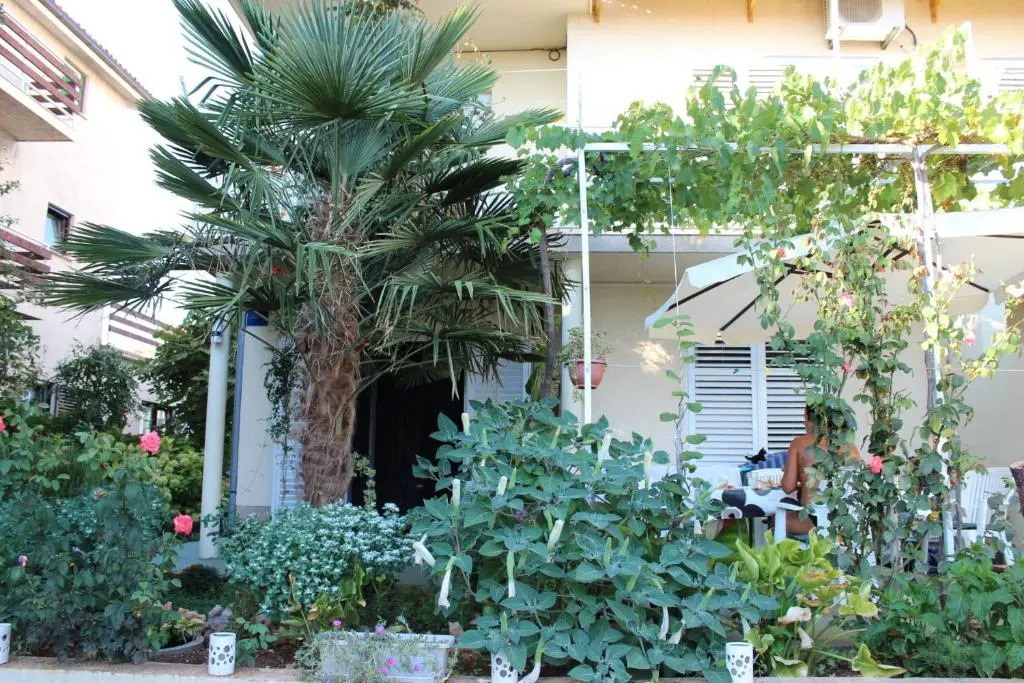 Apartments Miriam Srima