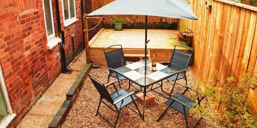 The Burford Hideaway