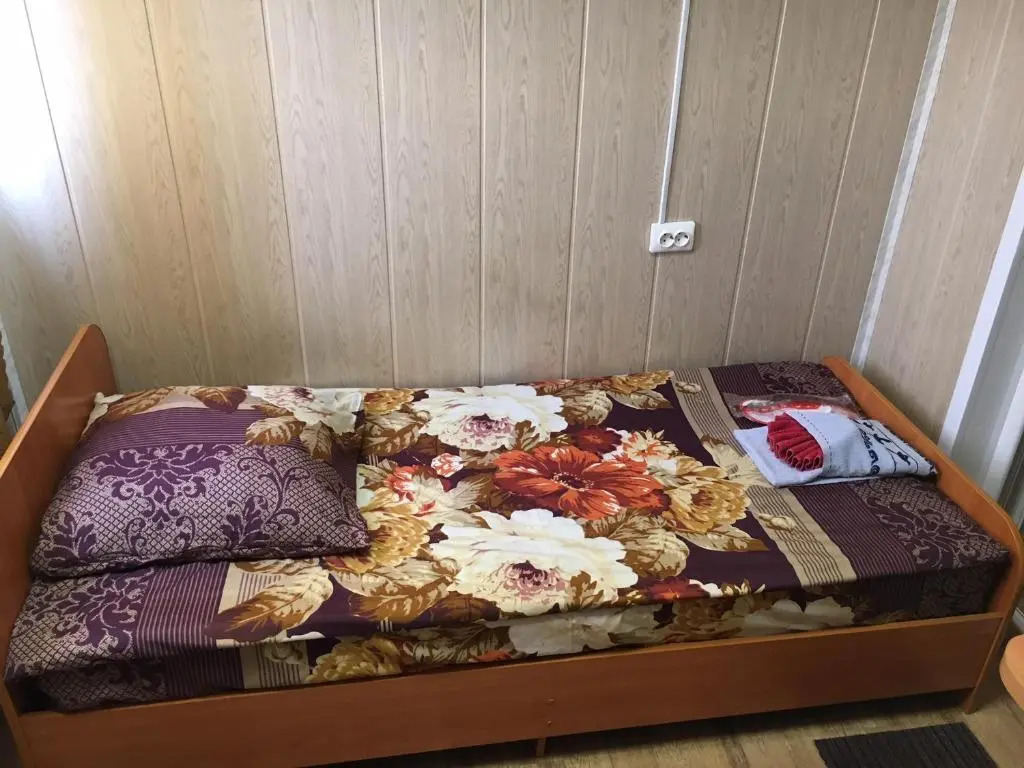 Gostinitsa V Zavoronezhskom	