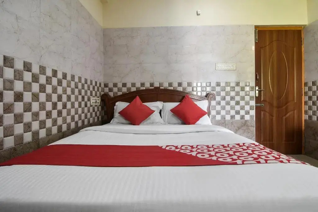Jancy Residency By OYO Rooms