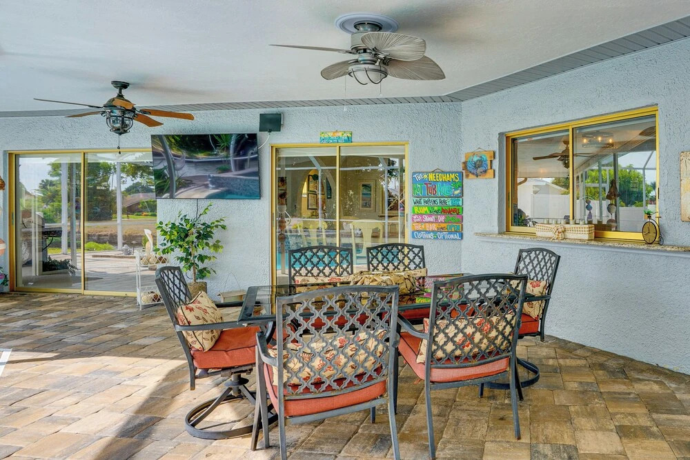 Boat Dock & Pool: Canal-front Cape Coral Gem