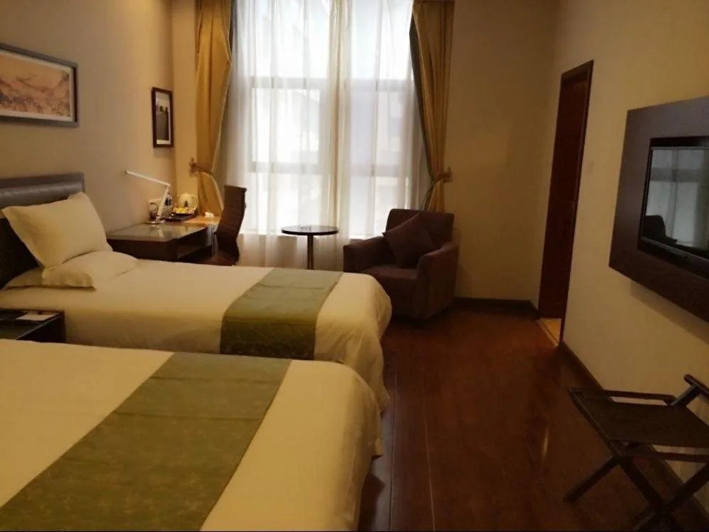 He Yin Hotel