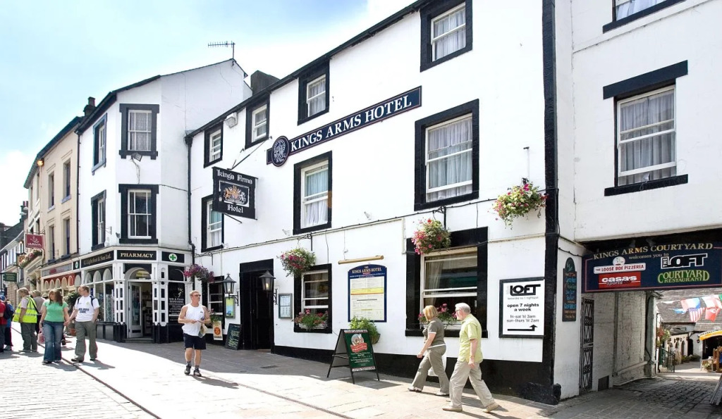 The Kings Arms Hotel