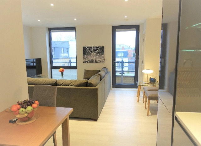 Teddington Two Beds by Vantage Apartments