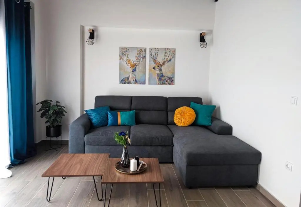 Freesia Loft Apartment