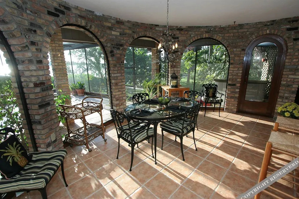 Siesta Key Pool Homes by RVA