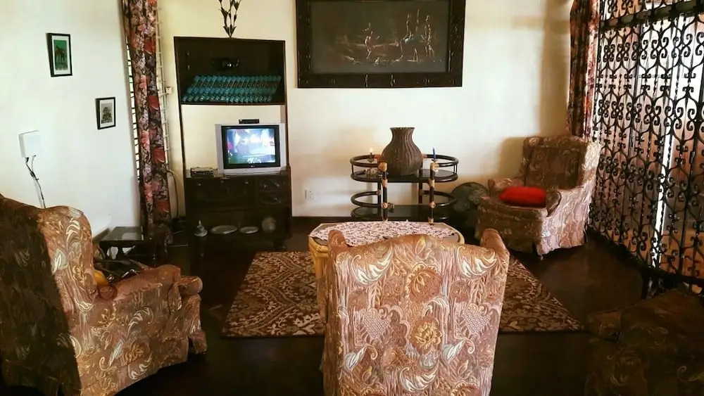 Athina Beach Guest House