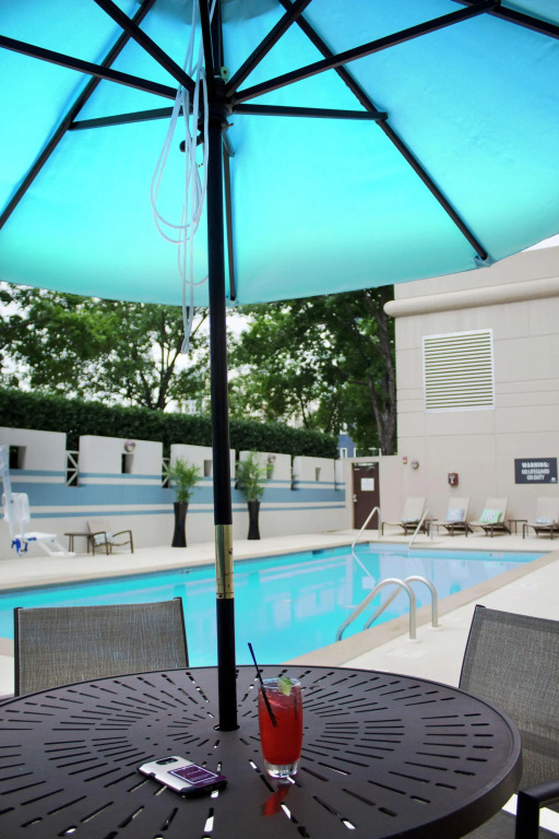 DoubleTree by Hilton Charlotte Gateway Village