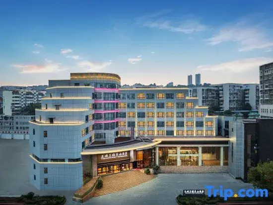 Three Gorges Dongshan Hotel