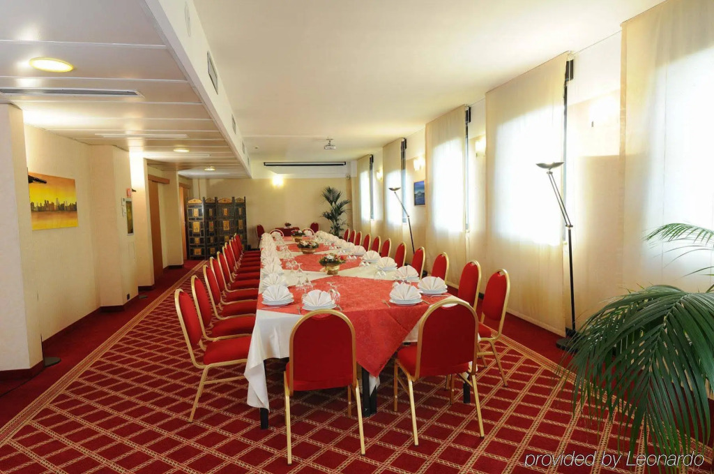 Hotel Mirage Sure Hotel Collection by Best Western