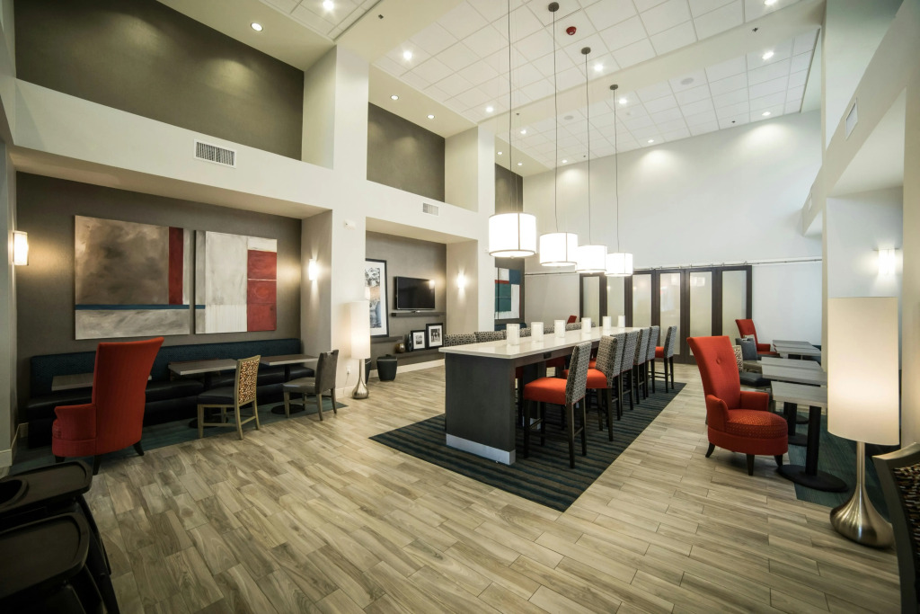 Hampton Inn & Suites Tempe/Phoenix Airport, Az
