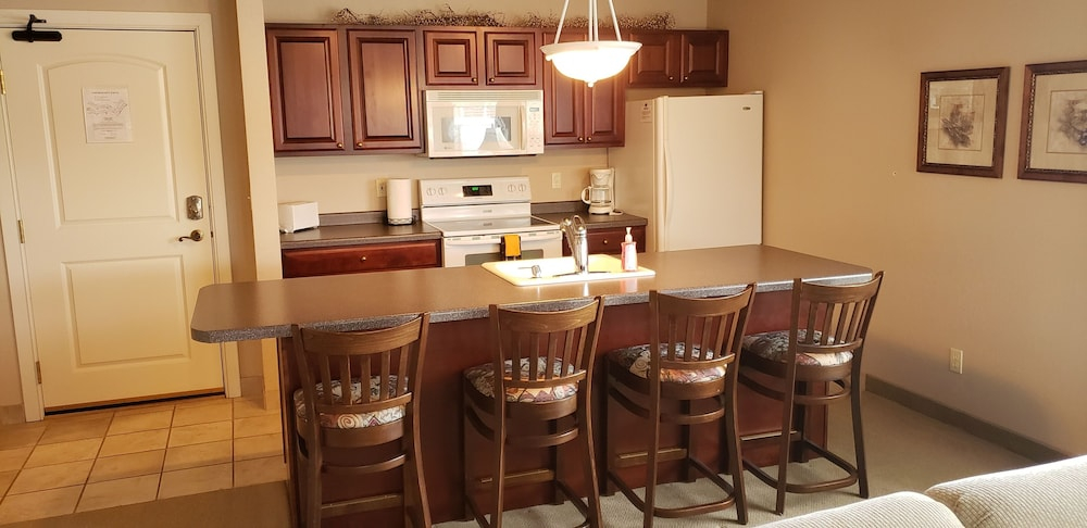 Unit 316 1 Bdrm/ 1 Bath Condo 1 Bedroom Condo by RedAwning