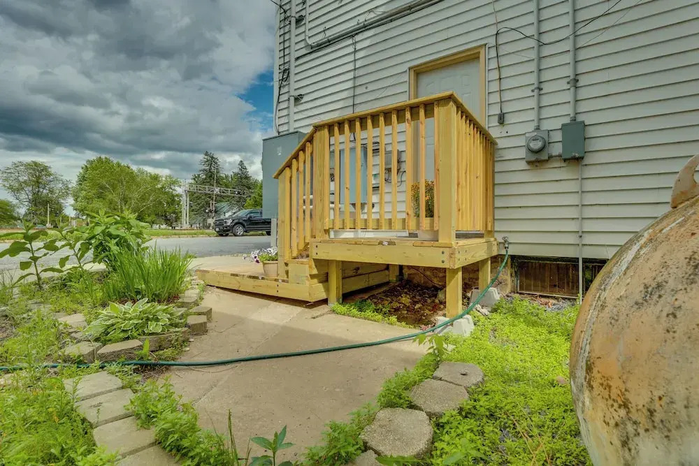 Lyndon Station Retreat ~ 9 Mi to Wisconsin Dells!